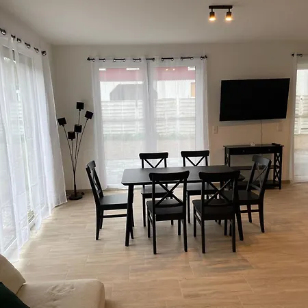 Feriehus 6 Personen Neubau Mit Garten 