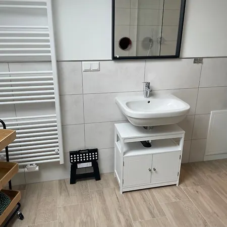6 Personen Neubau Mit Garten 