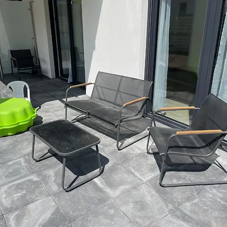 Feriehus 6 Personen Neubau Mit Garten 