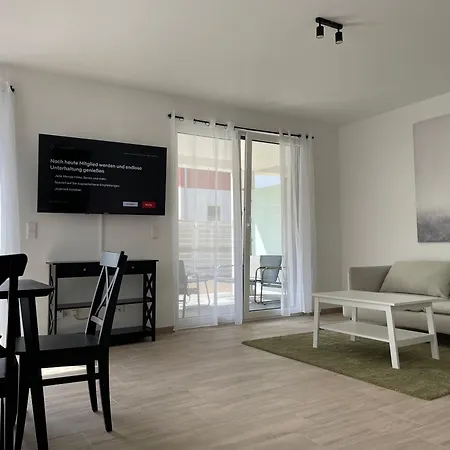 6 Personen Neubau Mit Garten 